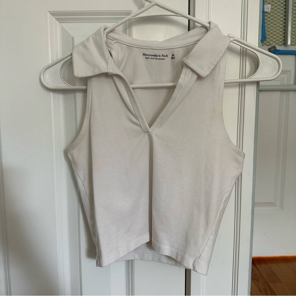 Abercrombie & Fitch Women's White Sleeveless Top